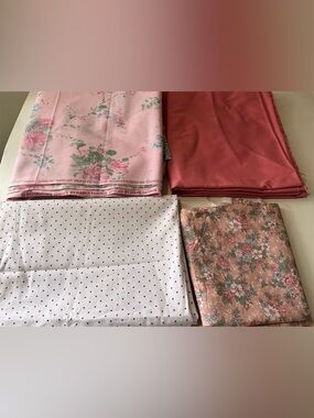 Quilting Sewing Crafts Fabrics Cottage core Shabby Chic Style Pink Salmon VTG